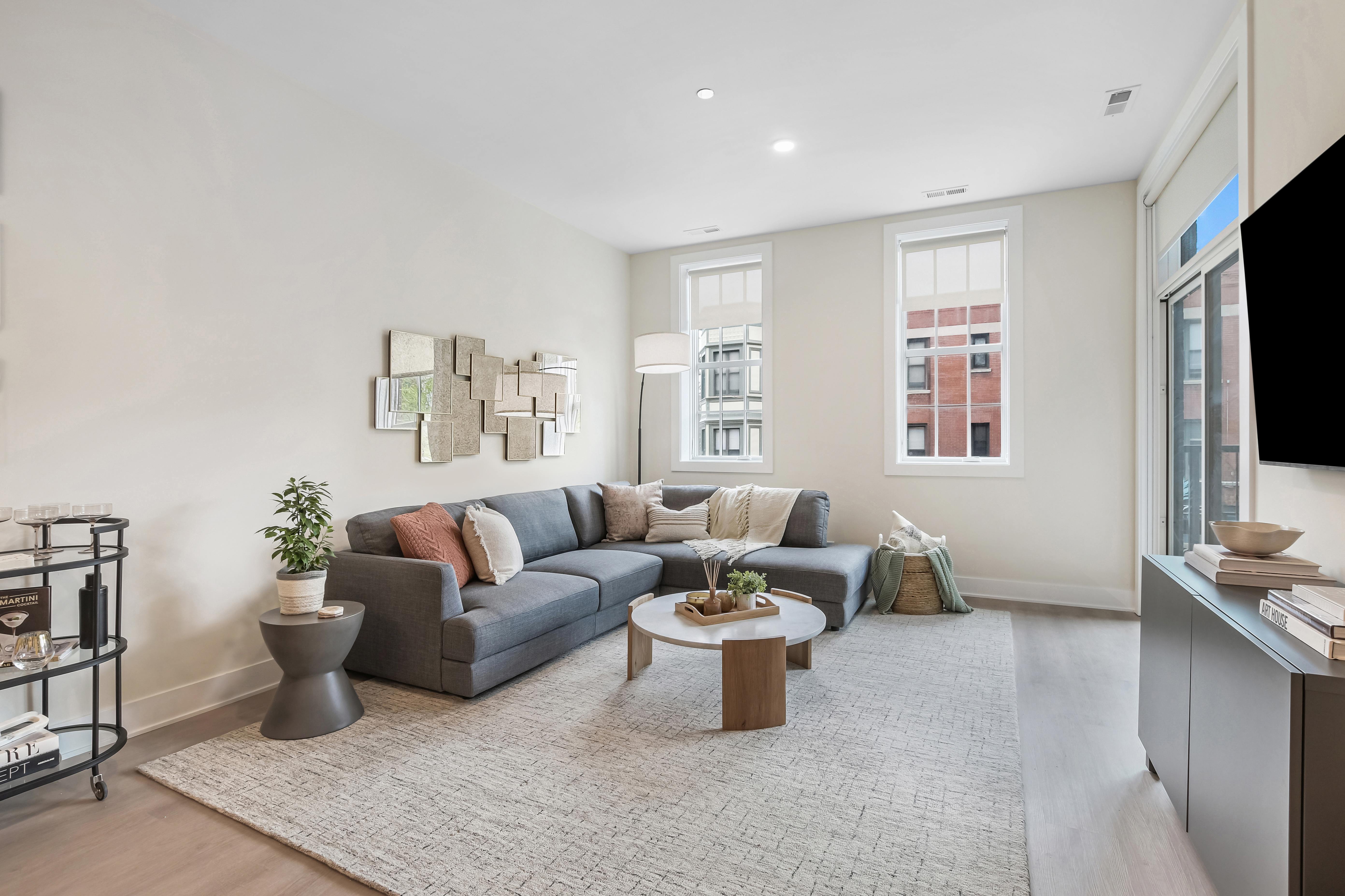 Belfield 3924 N. Lincoln Ave., Chicago, IL 60613 Irving Park - Leasing by Cross Street